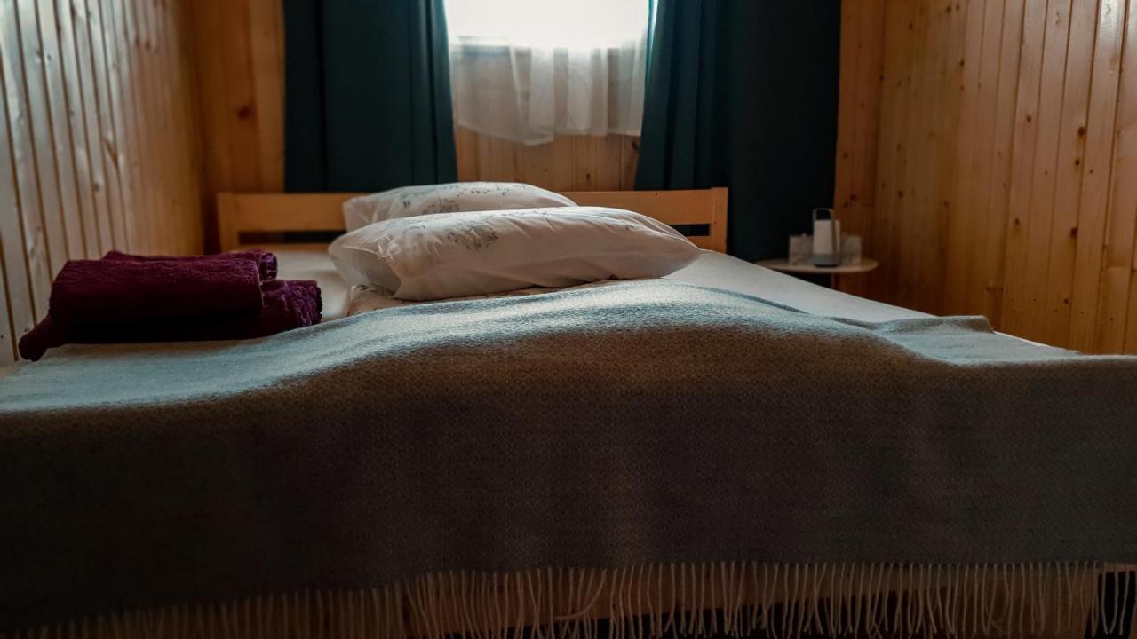 La Cabana, Corbeni Bagian luar foto